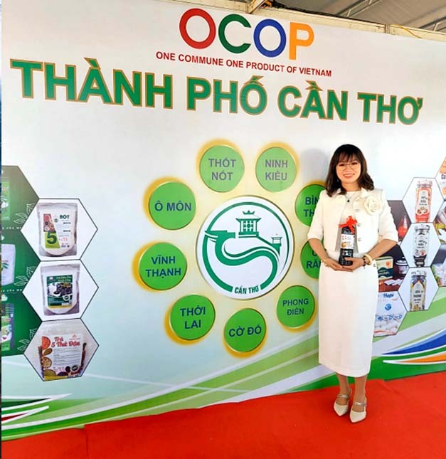 Chị Phương – Chủ cơ sở sản xuất nước mắm Tư Hon 