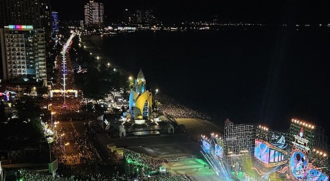 khanh hoa du kien to chuc le hoi anh sang quoc te ever glamour nha trang 2024