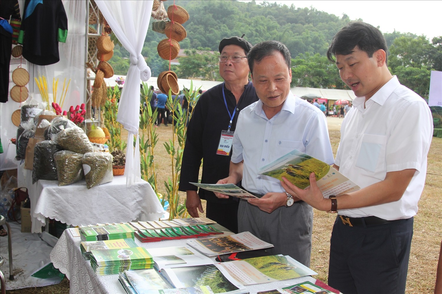 Phát triển du lịch để nâng cao giá trị nông sản địa phương Phát triển du lịch để nâng cao giá trị nông sản địa phương