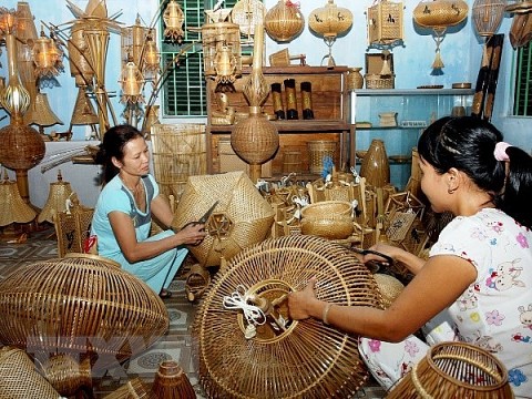 dinh huong phat trien nganh hang thu cong my nghe trong giai doan hien nay