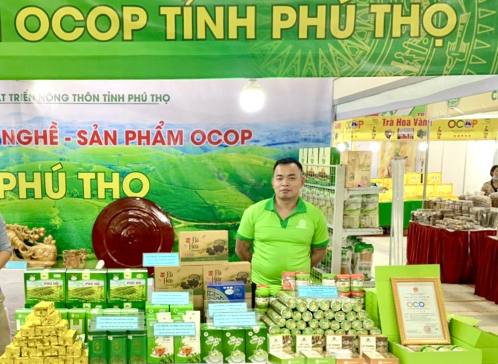 Phú Thọ có 19 sản phẩm OCOP cấp tỉnh tham gia trưng bày tại hội chợ. Phú Thọ có 19 sản phẩm OCOP cấp tỉnh tham gia trưng bày tại hội chợ.