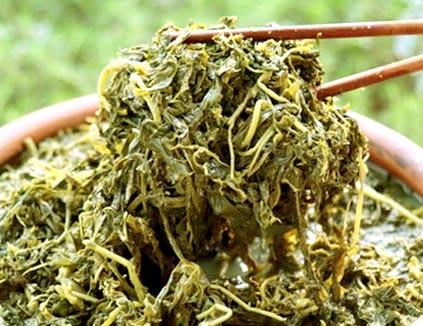 Đặc sản rau sắn muối chua Phú Thọ