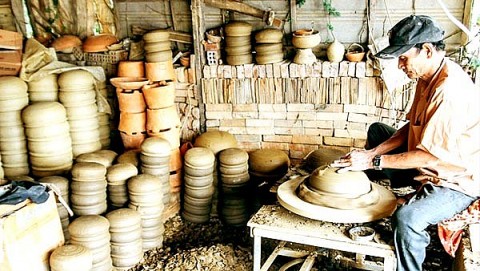 lang gom thanh ha da hoi sinh