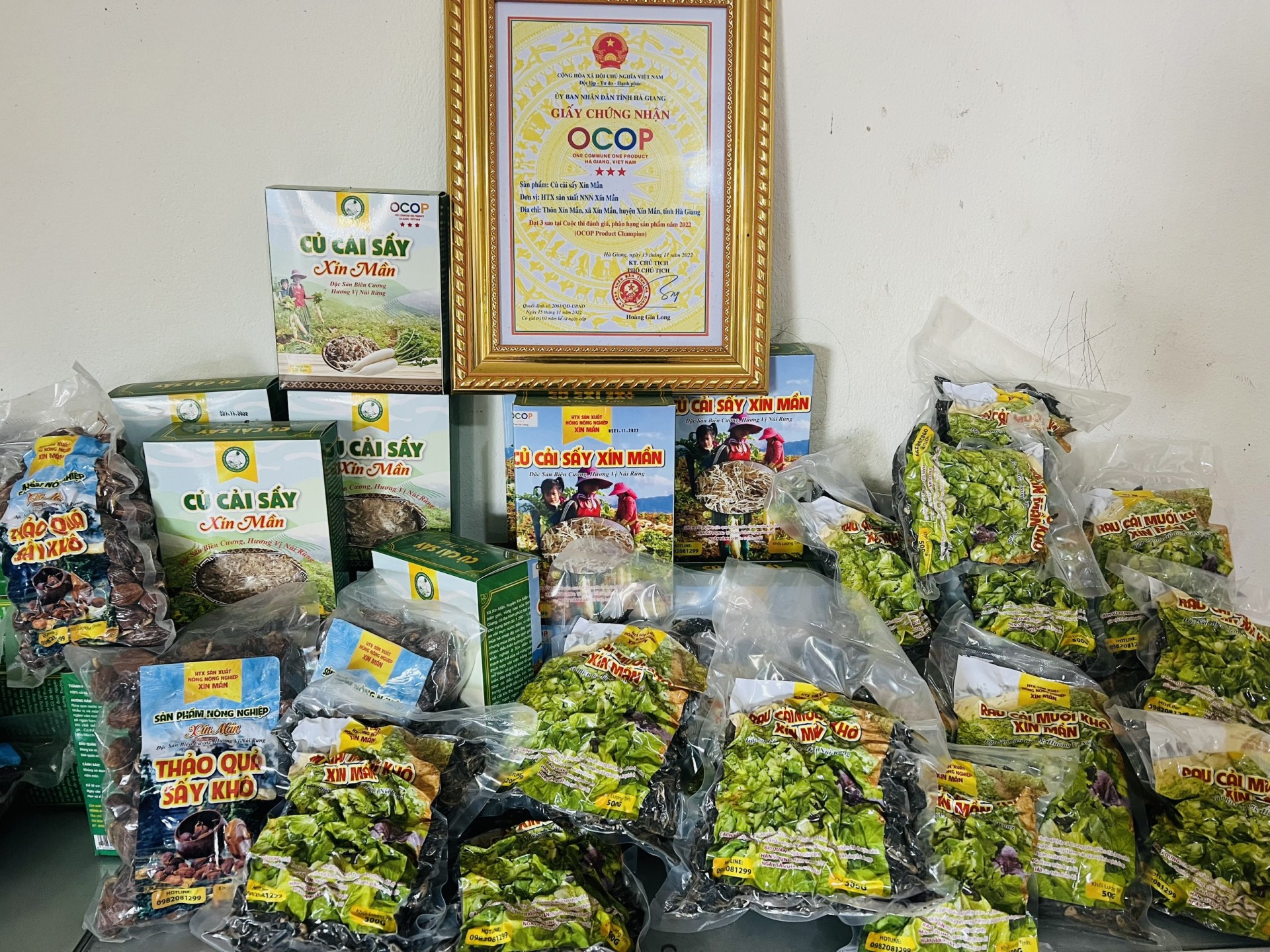 Củ cải sấy khô của Hợp tác xã Nông nghiệp Xín Mần