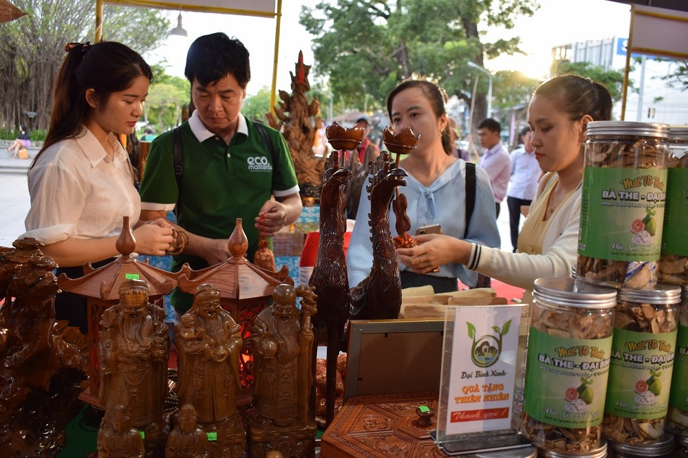 đông đảo người dân