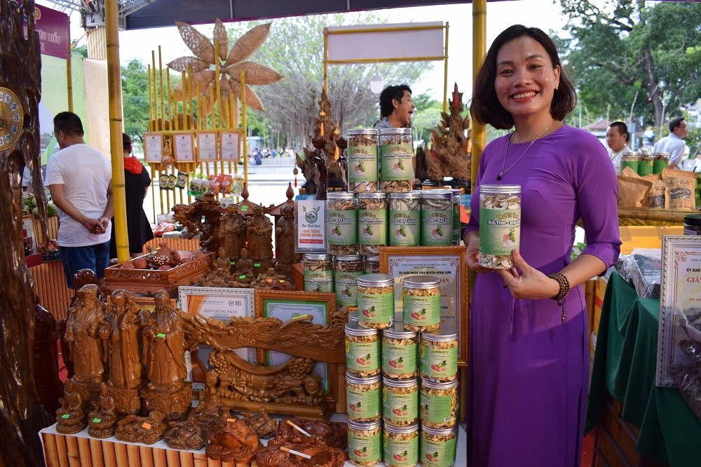 Thừa Thiên Huế: Giới thiệu sản phẩm OCOP gắn với du lịch vùng năm 2023