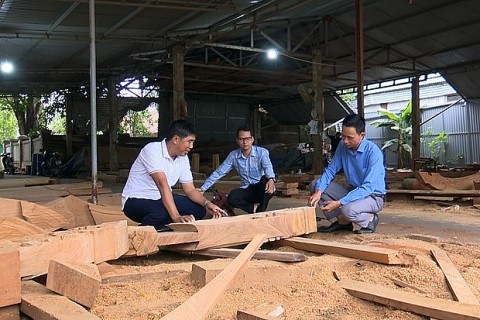 tam guong nong dan viet nam xuat xac nang tam nghe moc truyen thong