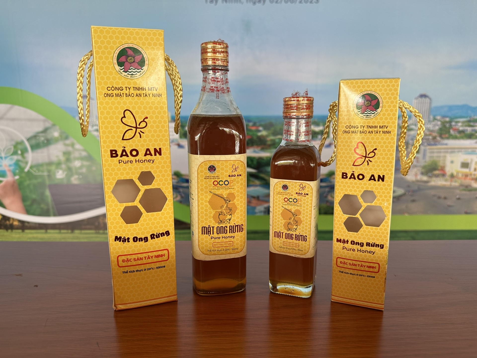 Tây Ninh: Ngọt thơm vị mật ong hoa nhãn OCOP 3 sao