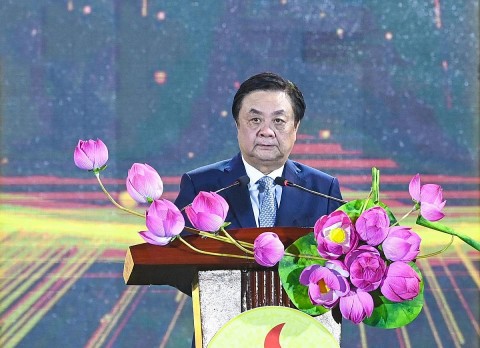 phat bieu cua bo truong le minh hoan khai mac festival bao ton va phat trien lang nghe viet nam