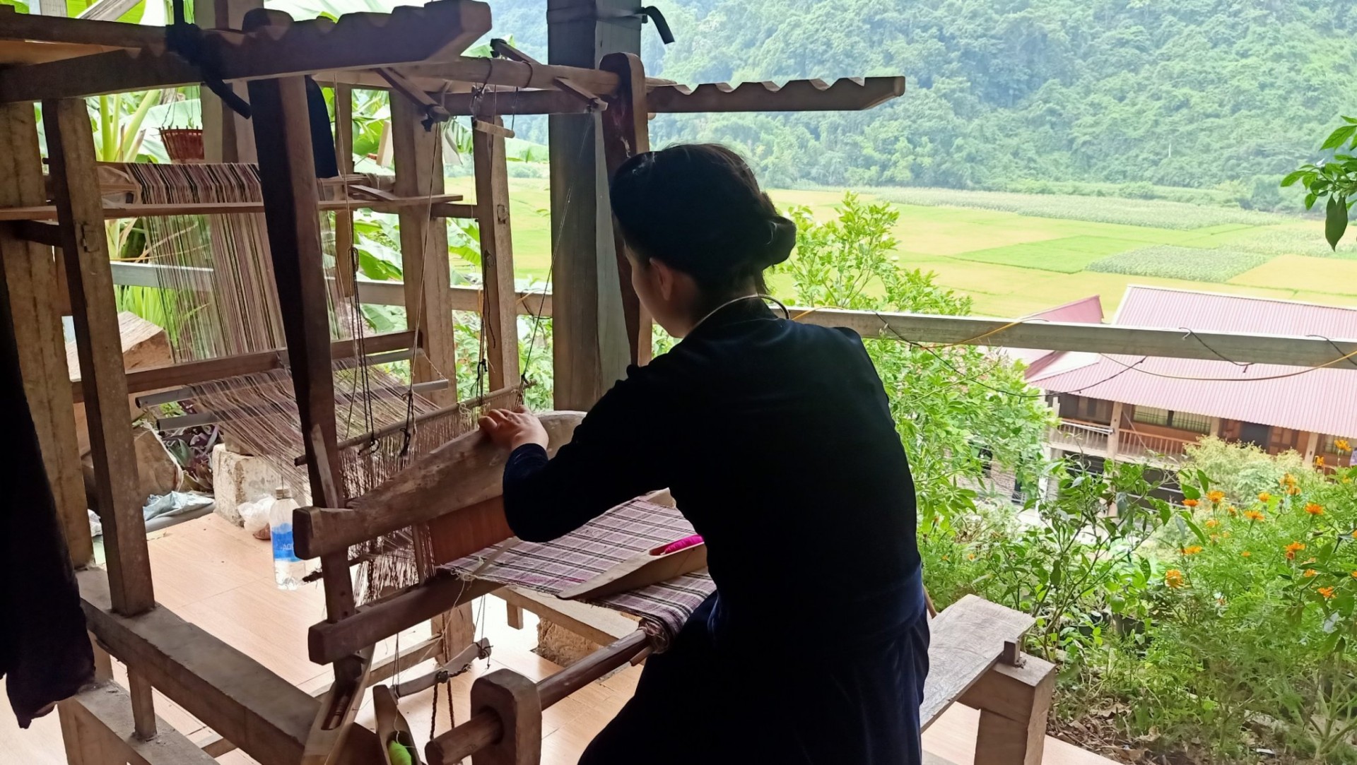 Bắc Kạn: Giữ gìn và phát triển bền vững du lịch cộng đồng Hồ Ba Bể