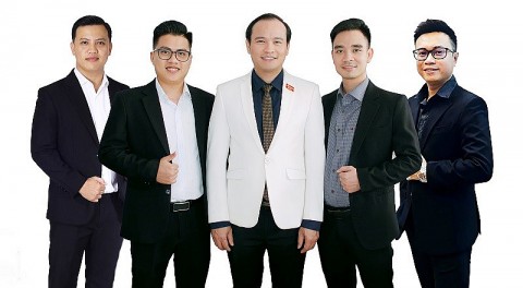 doanh nhan tran anh tuan canh chim khong biet moi