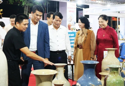 huong di moi cho phat trien kinh te nong thon