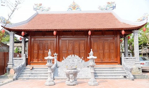 nguoi tho moc lanh nghe thoi hon cho nhung ngoi nha go
