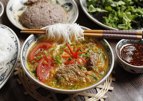 Người lưu giữ nghề làm bún Cổ Đô