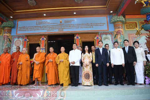 thu truong ngoai giao le thi thu hang tham va lam viec voi cong dong nguoi viet nam tai thai lan