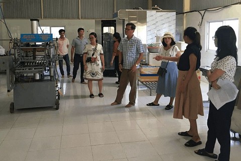 quang nam ho tro may moc thiet bi tien tien san xuat banh dau xanh