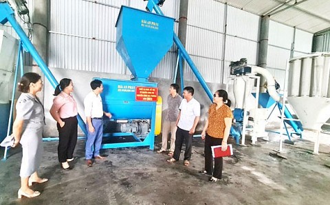 khuyen cong ha nam ho tro co so cong nghiep nong thon thiet bi tien tien vao san xuat