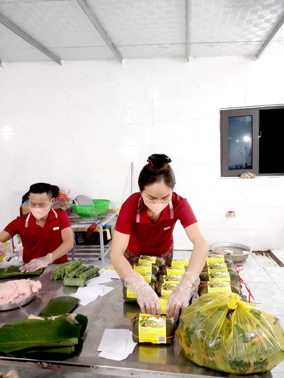 Người phụ nữ tâm huyết với nghề sản xuất Giò chả