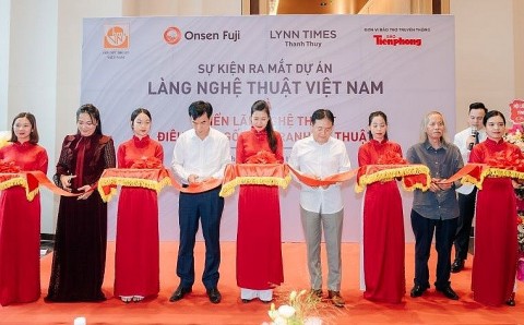 ra mat lang nghe thuat viet nam