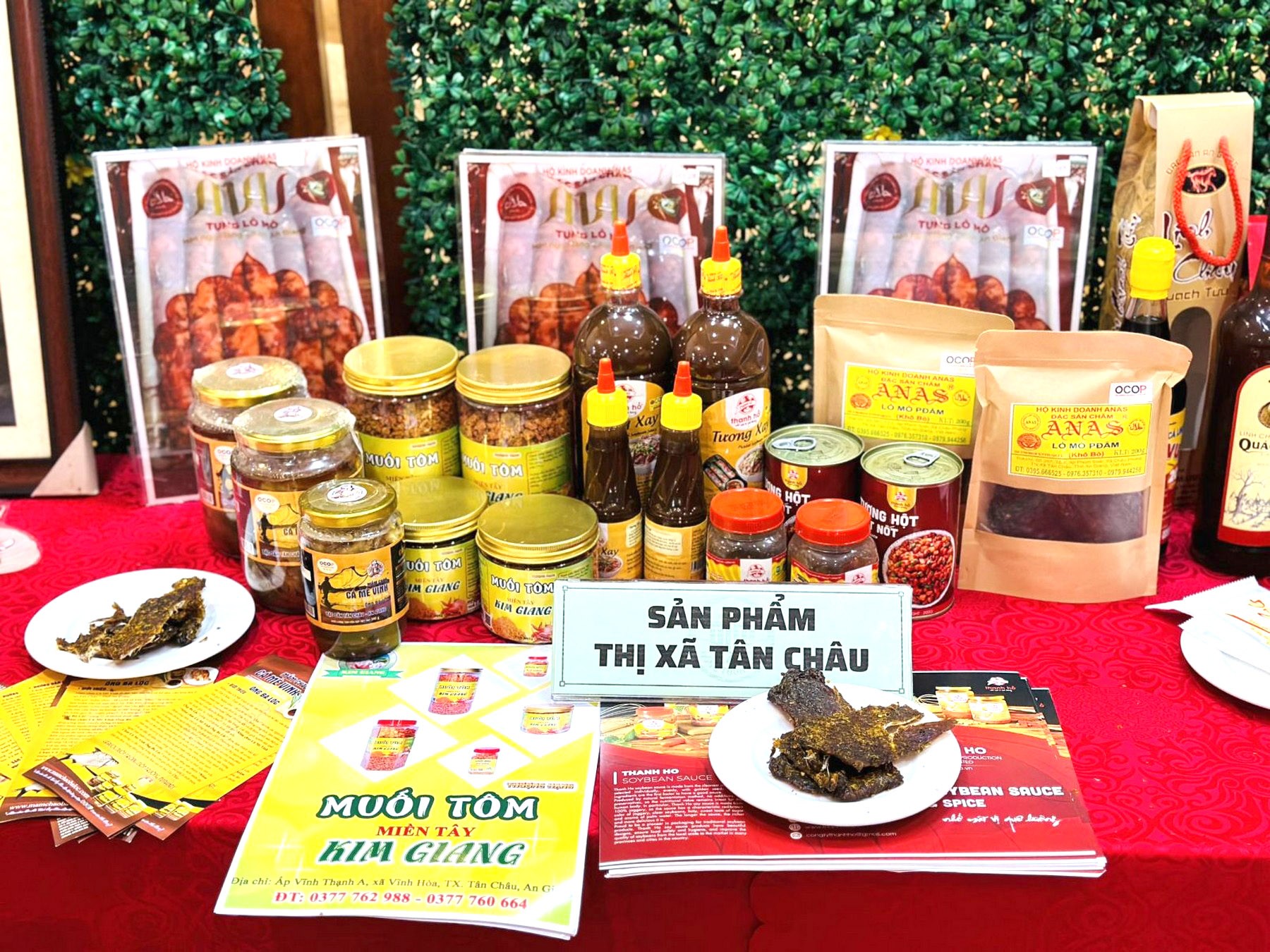 Từ sản xuất đến tiêu thụ sản phẩm OCOP Từ sản xuất đến tiêu thụ sản phẩm OCOP