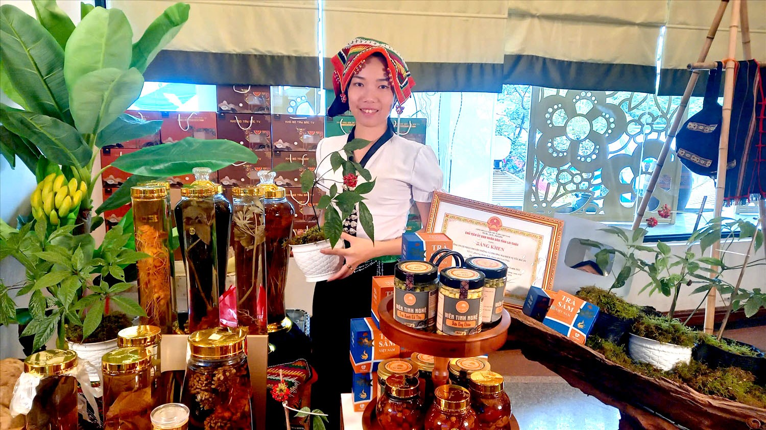 Sau 6 năm Chương trình “Mỗi xã một sản phẩm” (sản phẩm OCOP), đã được triển khai ở 63/63 tỉnh, thành Sau 6 năm Chương trình “Mỗi xã một sản phẩm” (sản phẩm OCOP), đã được triển khai ở 63/63 tỉnh, thành