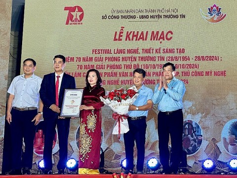 huyen thuong tin quang ba giao thuong ket noi cac san pham ocop lang nghe phuc vu du lich