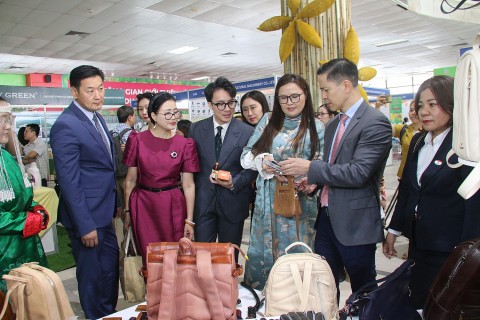 256 gian hàng tham gia Hội chợ triển lãm Nông nghiệp Quốc tế AgroViet 2024