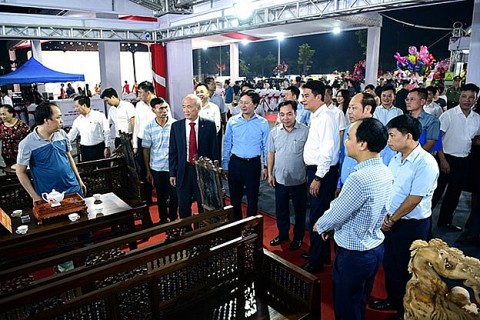 huyen thach that ha noi quang ba hang thu cong my nghe moi sang tao