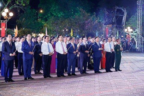 thu tuong pham minh chinh du le ky niem 60 nam chien thang binh gia