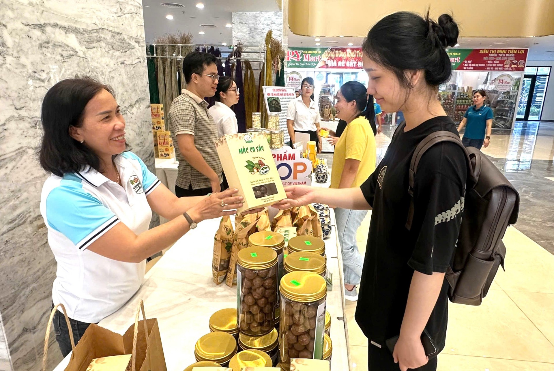 Quảng bá sản phẩm OCOP Phú Yên đến người tiêu dùng Quảng bá sản phẩm OCOP Phú Yên đến người tiêu dùng