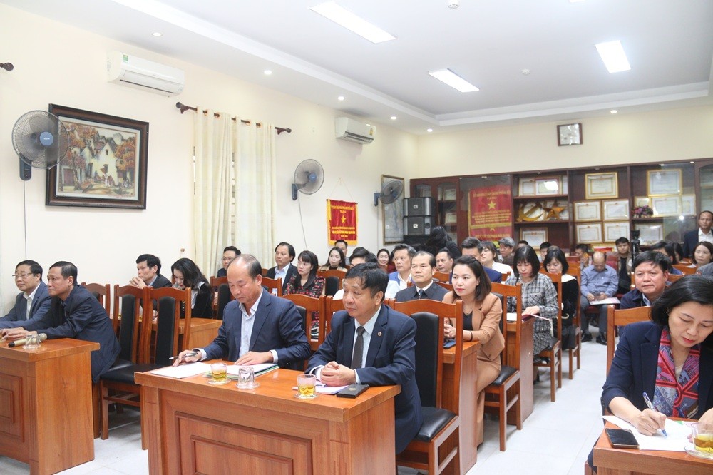 Các đại biểu dự hội nghị.