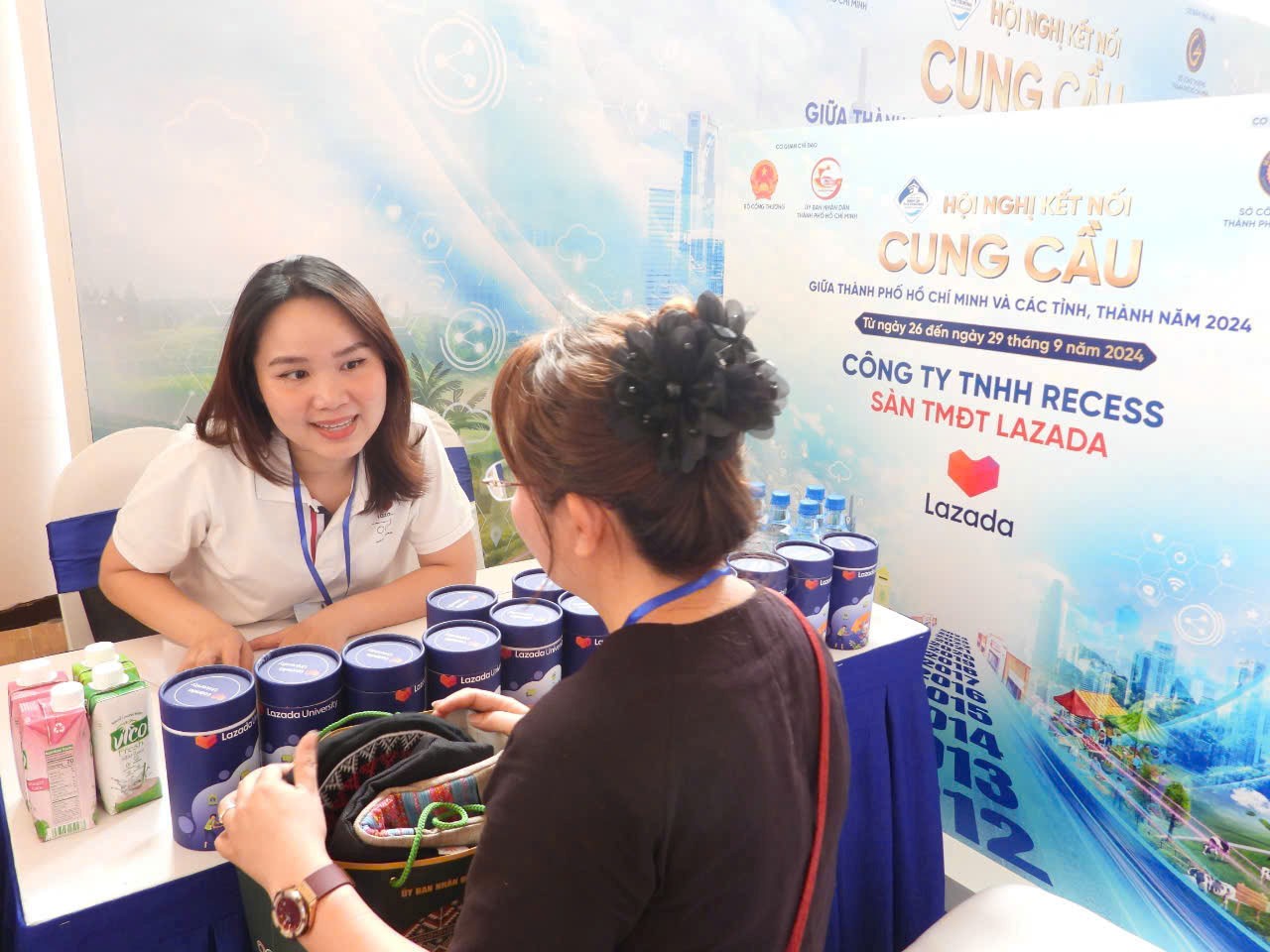 TP. HCM đã triển khai nhiều chương trình kết nối TMĐT với các sản phẩm nông sản, đặc biệt là sản phẩm OCOP và đặc sản vùng miền