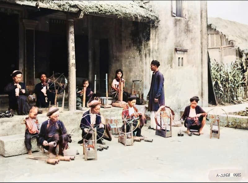 Bát Tràng Ceramics and Vạn Phúc Silk Villages – Members of the Global Network of Creative Craft Cities.