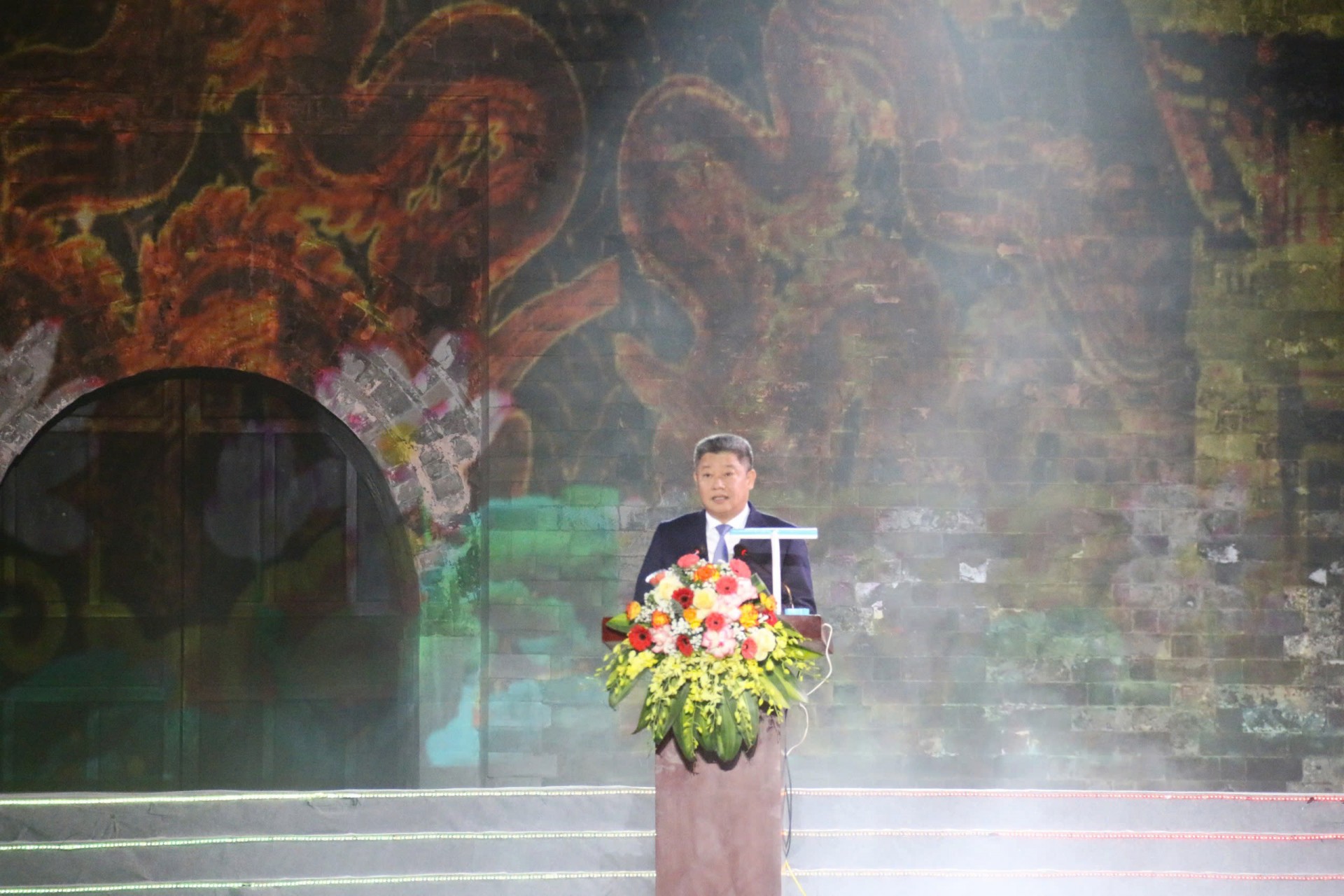 Mr. Nguyen Manh Quyen, Vice Chairman of Hanoi People's Committee spoke at the event