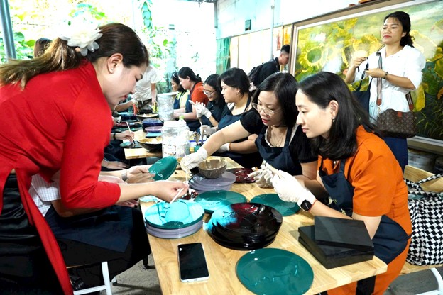 Sản phẩm OCOP Hạ Thái thúc đẩy làng nghề phát triển