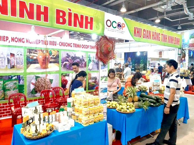 Ninh Bình: Ưu tiên phát triển sản phẩm OCOP 4 sao và 5 sao Ninh Bình: Ưu tiên phát triển sản phẩm OCOP 4 sao và 5 sao
