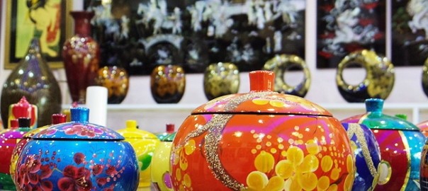Ha Thai lacquer products are present in many countries around the world. Ha Thai lacquer products are present in many countries around the world.