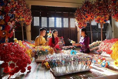 phat trien du lich ket noi lang nghe