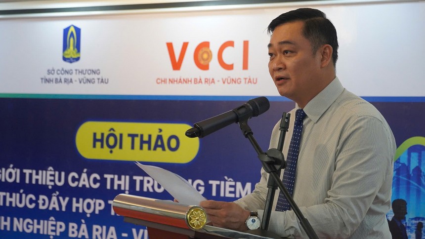 Ông Phạm Quang Nhật – Giám đốc Sở Công Thương tỉnh Bà Rịa – Vũng Tàu cho biết, doanh nghiệp địa phương vẫn đang đối mặt với thách thức lớn trong việc nắm bắt thị trường Ông Phạm Quang Nhật – Giám đốc Sở Công Thương tỉnh Bà Rịa – Vũng Tàu cho biết, doanh nghiệp địa phương vẫn đang đối mặt với thách thức lớn trong việc nắm bắt thị trường