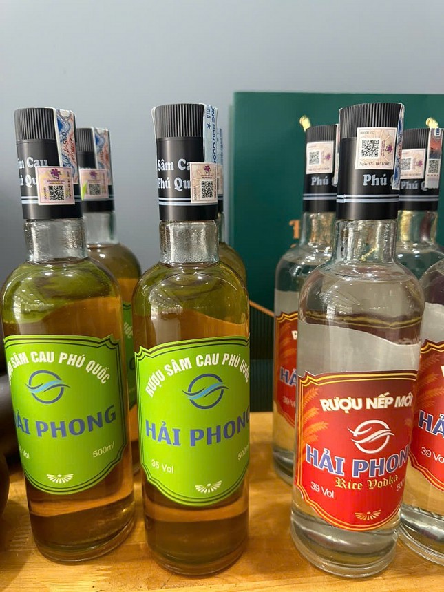 Kiên Giang: Sim rừng Phú Quốc - Từ đặc sản địa phương đến cơ hội xuất khẩu Kiên Giang: Sim rừng Phú Quốc - Từ đặc sản địa phương đến cơ hội xuất khẩu