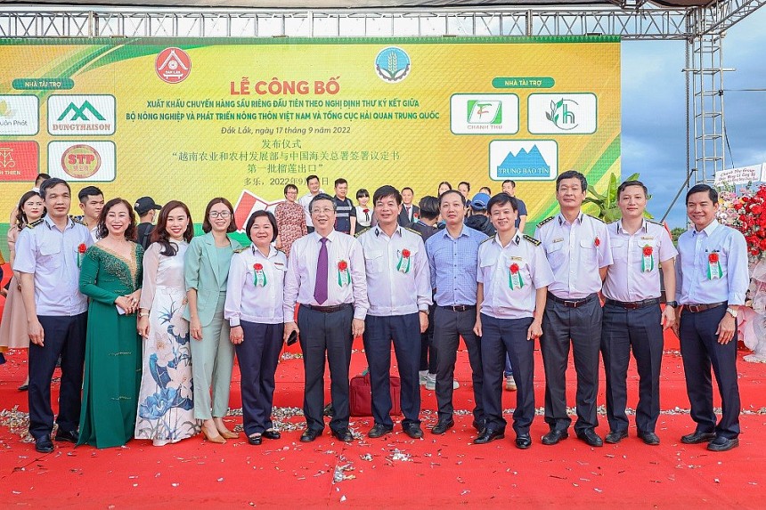 Bến Tre: Sầu riêng Việt Nam vượt sóng thị trường – Chia sẻ từ chủ thể OCOP 5 sao