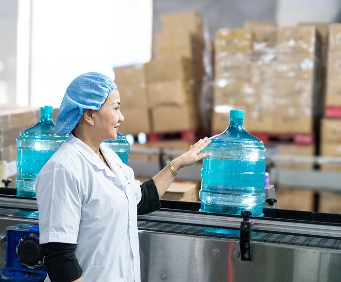 Tham quan nhà máy sản xuất nước điện phân ion kiềm của chủ thể OCOP TP. HCM