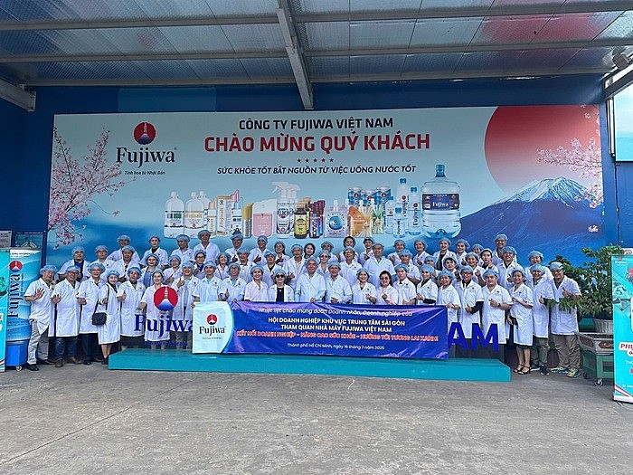 Tham quan nhà máy sản xuất nước điện phân ion kiềm của chủ thể OCOP TP. HCM