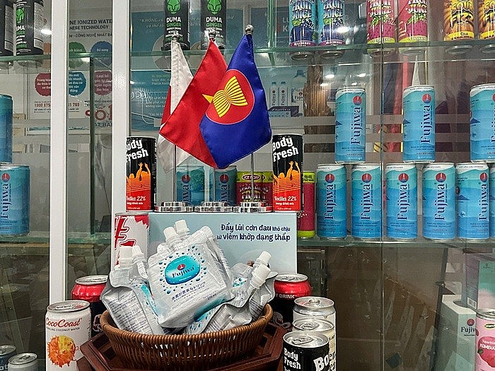 Tham quan nhà máy sản xuất nước điện phân ion kiềm của chủ thể OCOP TP. HCM