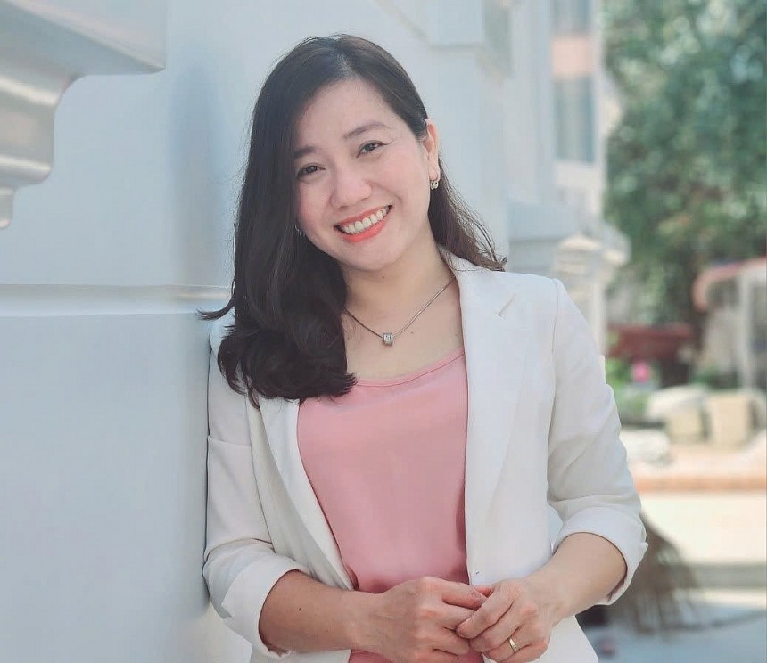 Chị Đoàn Thị Minh Trâm là điển hình cho thanh niên trẻ khởi nghiệp, với khát vọng đưa nghệ địa phương vươn xa Chị Đoàn Thị Minh Trâm là điển hình cho thanh niên trẻ khởi nghiệp, với khát vọng đưa nghệ địa phương vươn xa