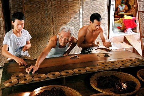 huong tram cao thon bi quyet gia truyen va tam quan trong cua nghe truyen thong