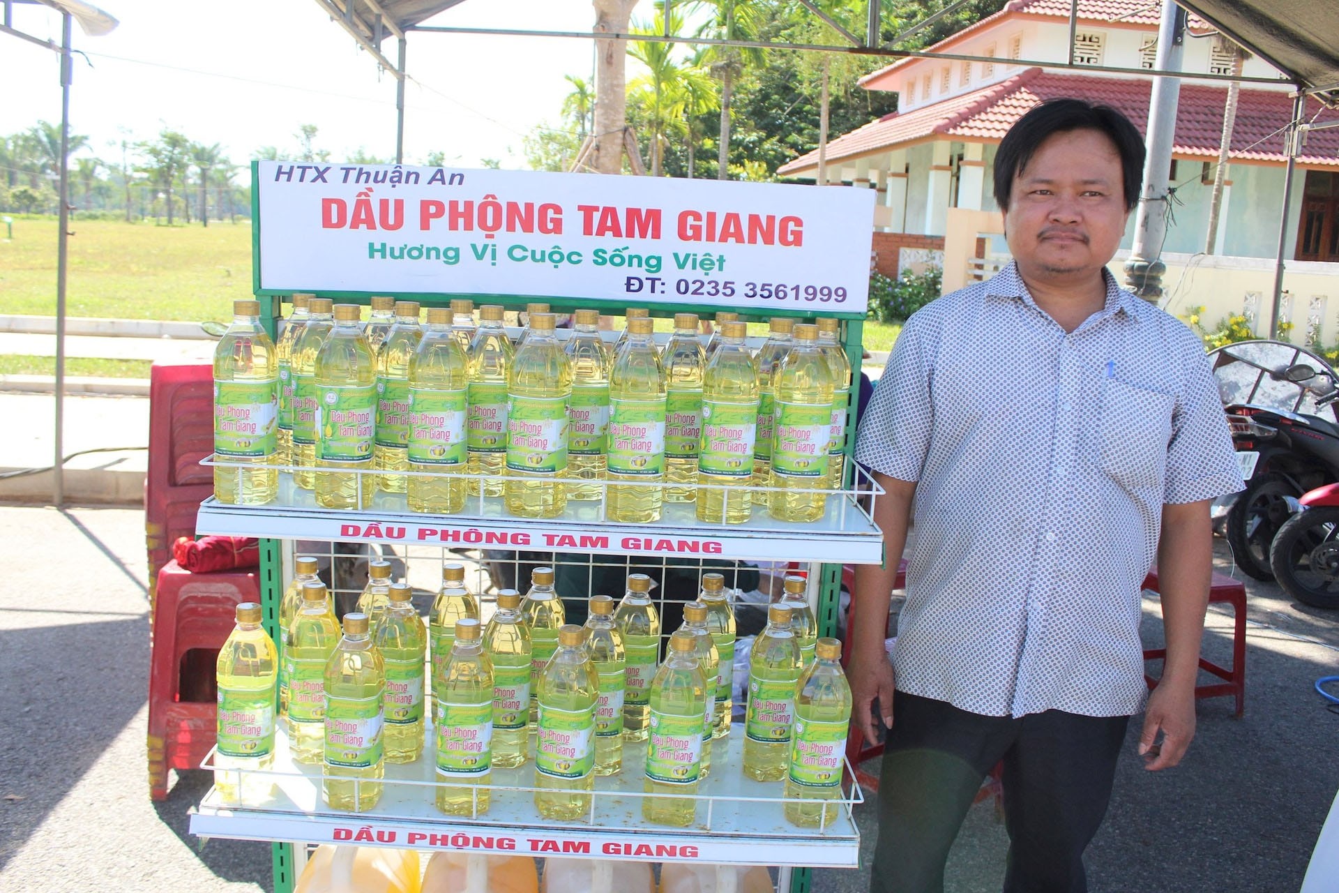 Sản phẩm Dầu phụng Tam Giang 