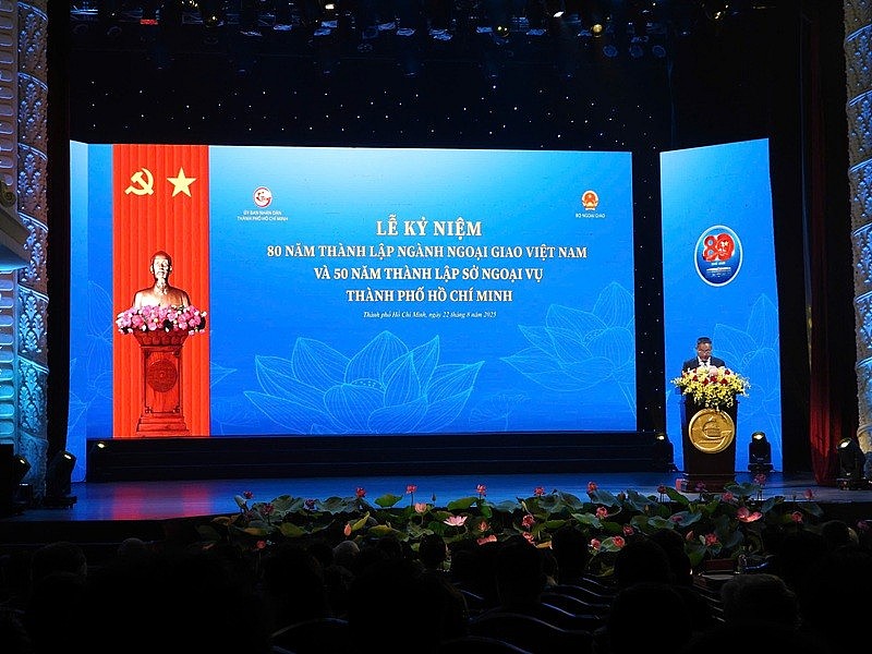 Toàn cảnh buổi “Lễ kỷ niệm 80 năm thành lập ngành Ngoại giao Việt Nam và 50 năm thành lập Sở Ngoại vụ TP. HCM”