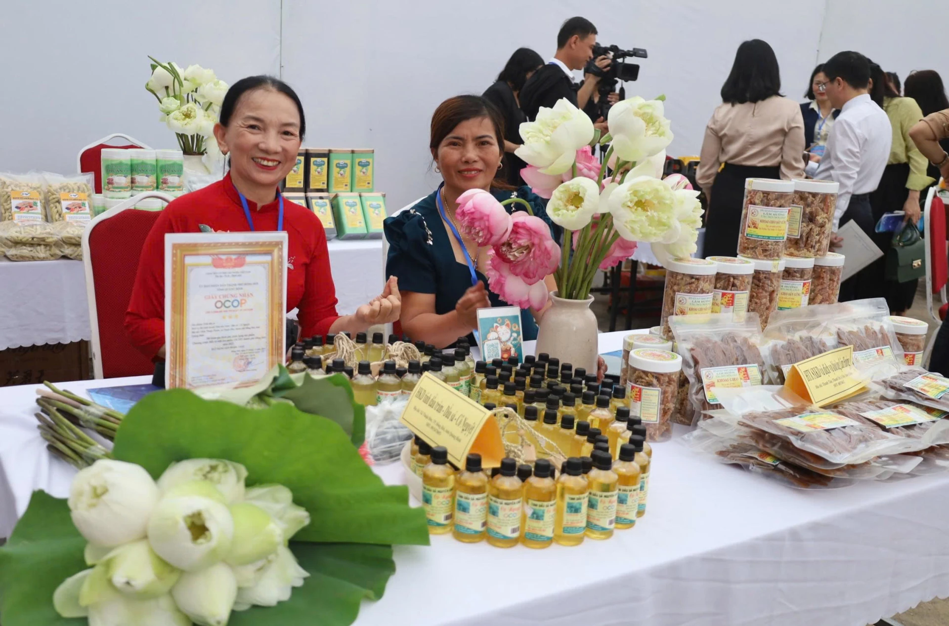 Hướng đến mục tiêu kết nối giao thương hiện đại và toàn diện Sản phẩm đặc trưng Quảng Trị sẽ tạo ra lợi thế cạnh tranh trong kết nối thị trường nội địa và quốc tế - Ảnh: H.C