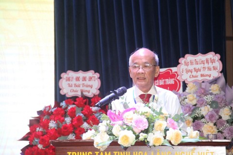xu huong thi truong va giai phap phat trien ben vung nganh thu cong my nghe